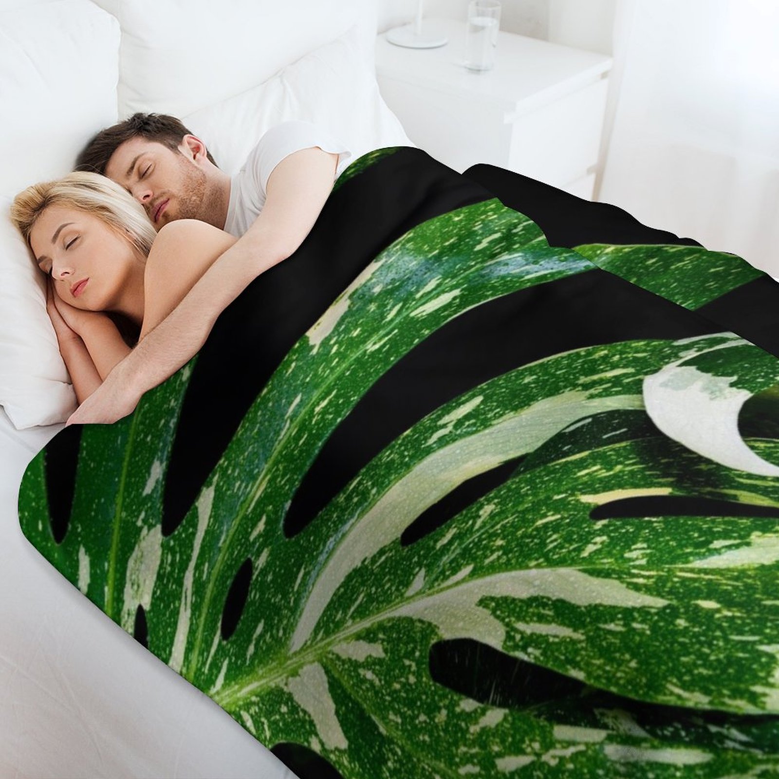 モンステラ タイ コンステレーション スローブランケット 柔 - Monstera Thai Constellation のレビューと価格